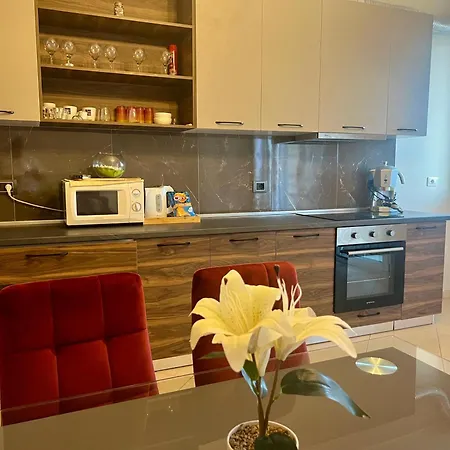 Breeze 3 * Vlorë