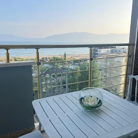 Apartment Breeze 3 Vlorë